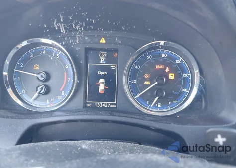 2019 Toyota Corolla Se from USA, damaged, VIN 5YFBURHE5KP903027